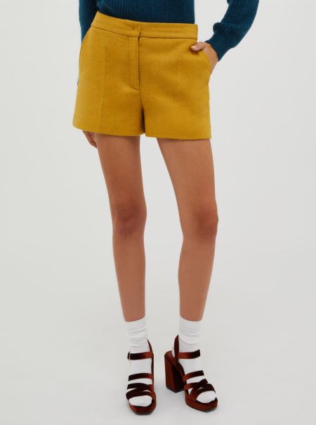 Sleek Sunshine Yellow Women Trousers Max&Co Wool Blend Shorts