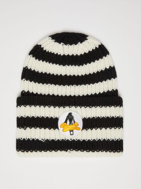 Knitted Beanie Max&Co. With Looney Tunes Black Simple Women Scarves And Hats