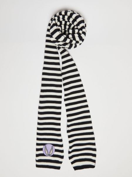 White Scarves And Hats Budget-Friendly Women Striped Scarf Max&Co. With Looney Tunes
